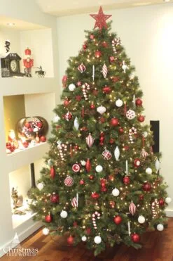 The 196pc Red & White Full Heavy Coverage Bauble Set (7ft Trees)