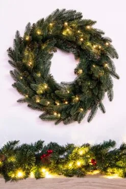 Hot Sale Christmas decorations store 35 The Pre-lit Ultra Mixed Pine Wreath (50cm-60cm)